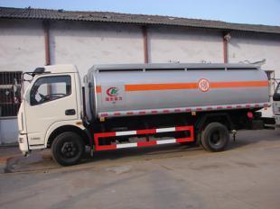 鄭州油罐車廠家供應(yīng)價(jià)格與優(yōu)質(zhì)廠家推薦——世界工廠網(wǎng)產(chǎn)品信息庫(kù)指南